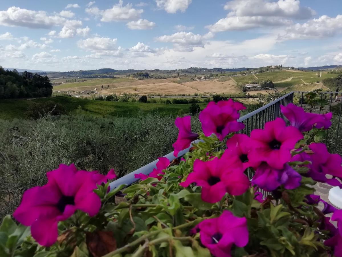 Poggio Massiccioli Lägenhet Poggibonsi Exteriör bild