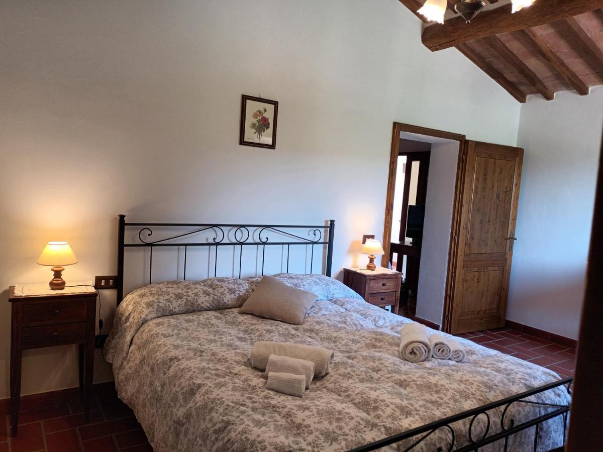Poggio Massiccioli Lägenhet Poggibonsi Exteriör bild
