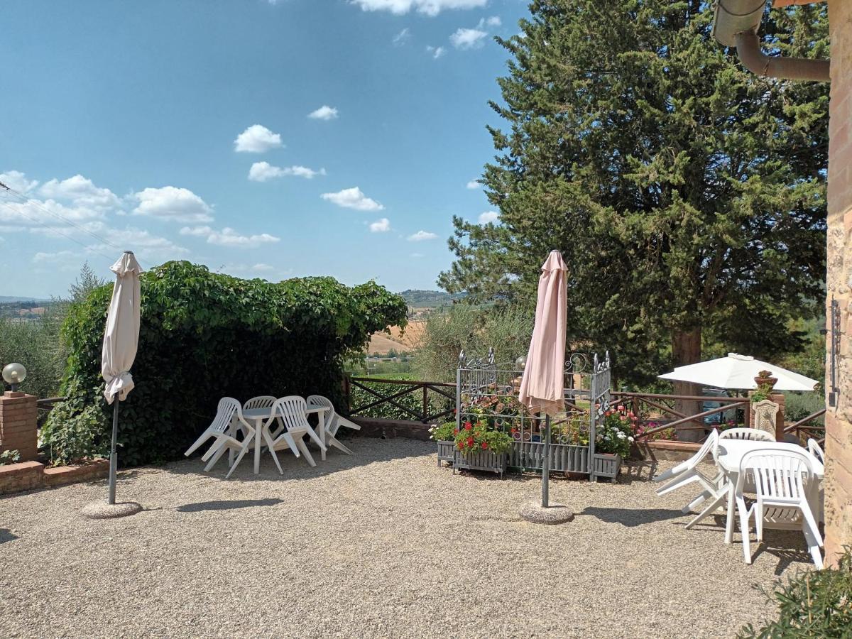 Poggio Massiccioli Lägenhet Poggibonsi Exteriör bild